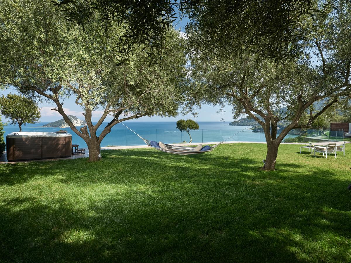 Avra Luxury Villa & Spa Keri Exterior photo